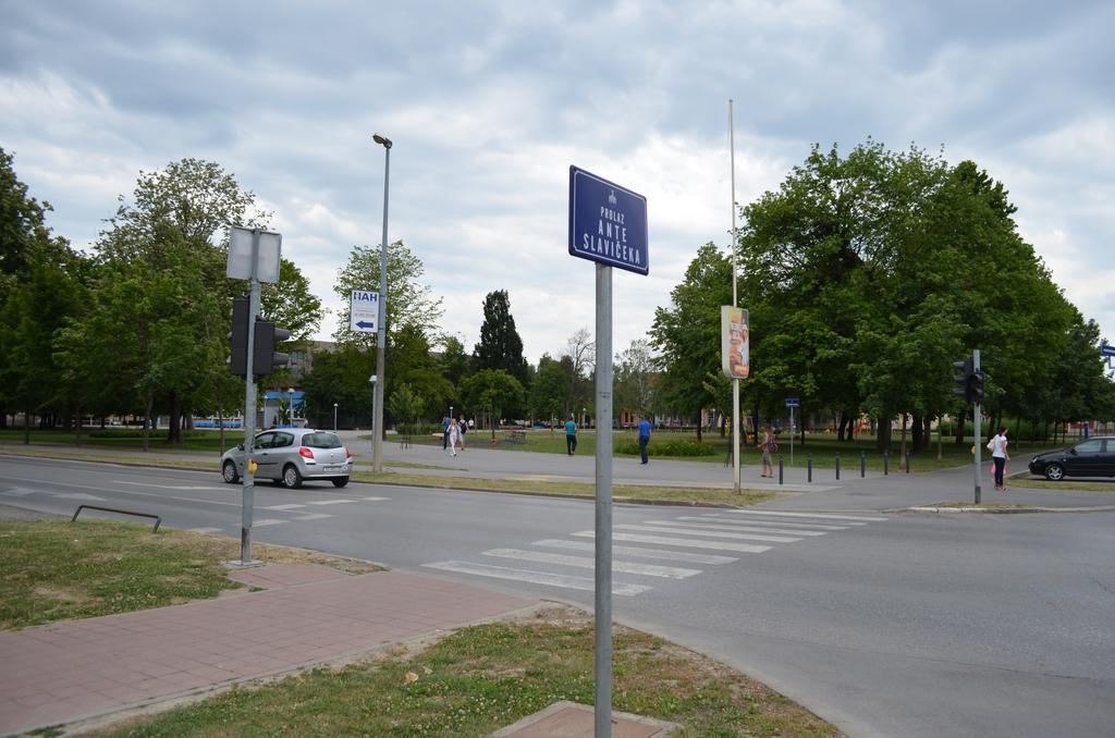 Apartment Viktor,Parking Осієк Номер фото