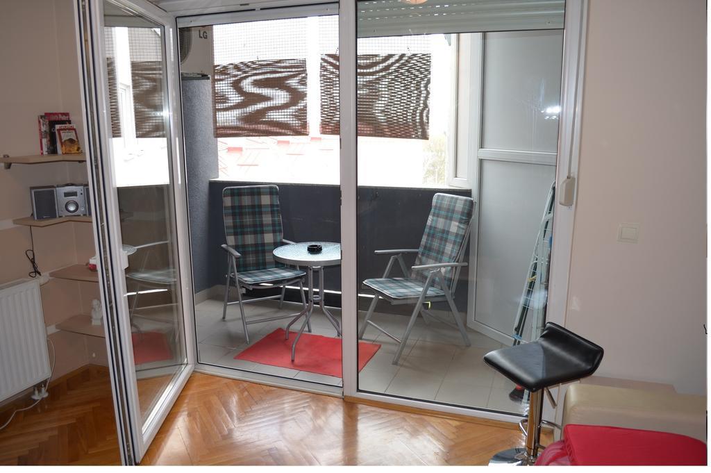 Apartment Viktor,Parking Осієк Номер фото